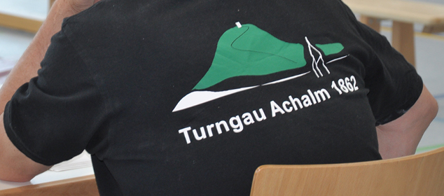Logo des Turngau Achalm auf der Rückseite eines T-Shirts